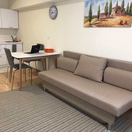New Quiet Place In Kiev Εξωτερικό φωτογραφία