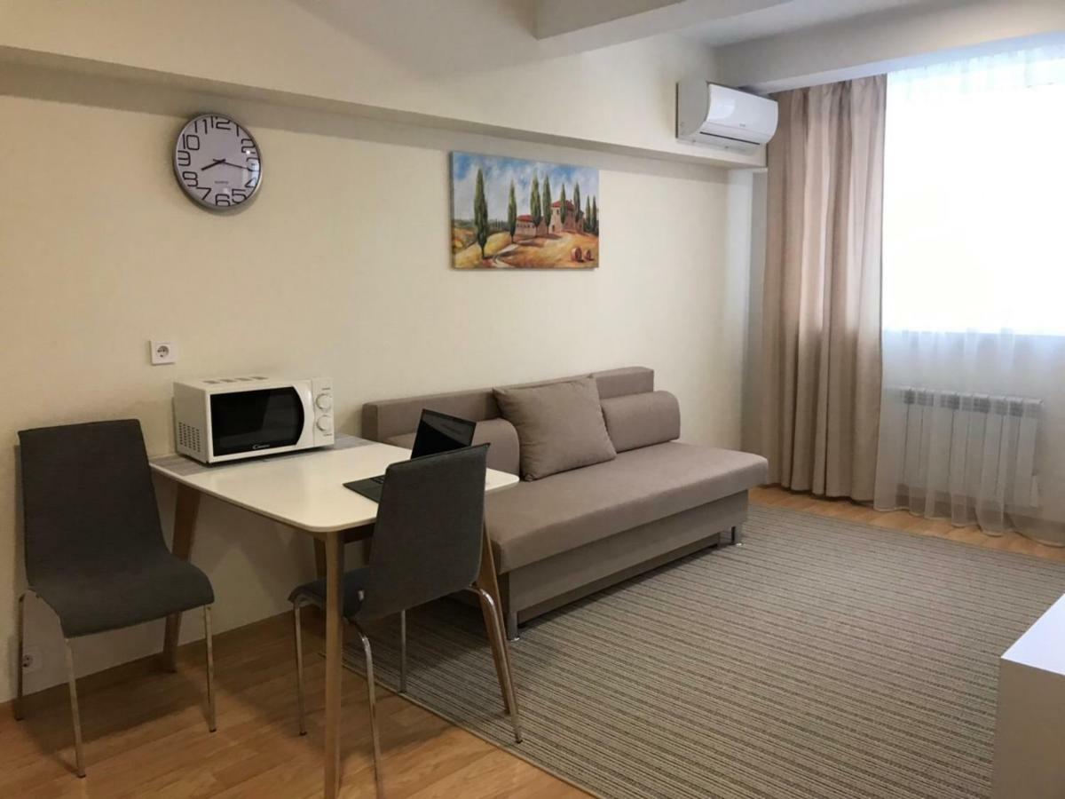 New Quiet Place In Kiev Εξωτερικό φωτογραφία
