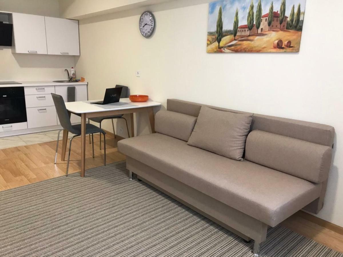 New Quiet Place In Kiev Εξωτερικό φωτογραφία